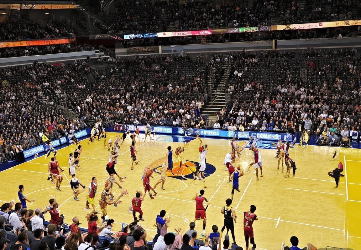 2012年CBA季后赛粤京巅峰对决精彩回顾