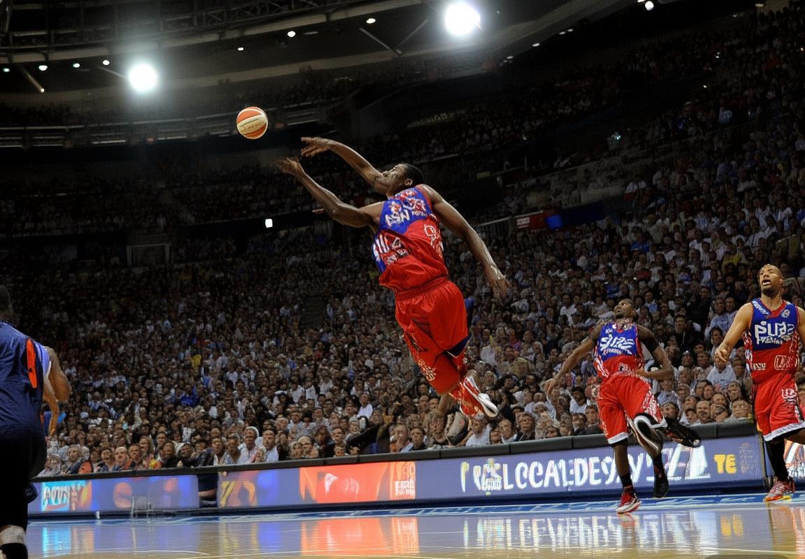 2012年CBA季后赛粤京巅峰对决精彩回顾(图4)